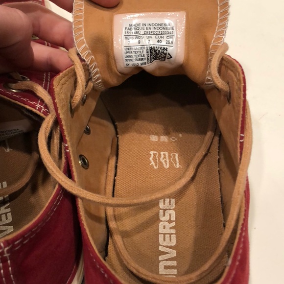 Red suede, light brown laces converse shoes - Picture 8 of 8